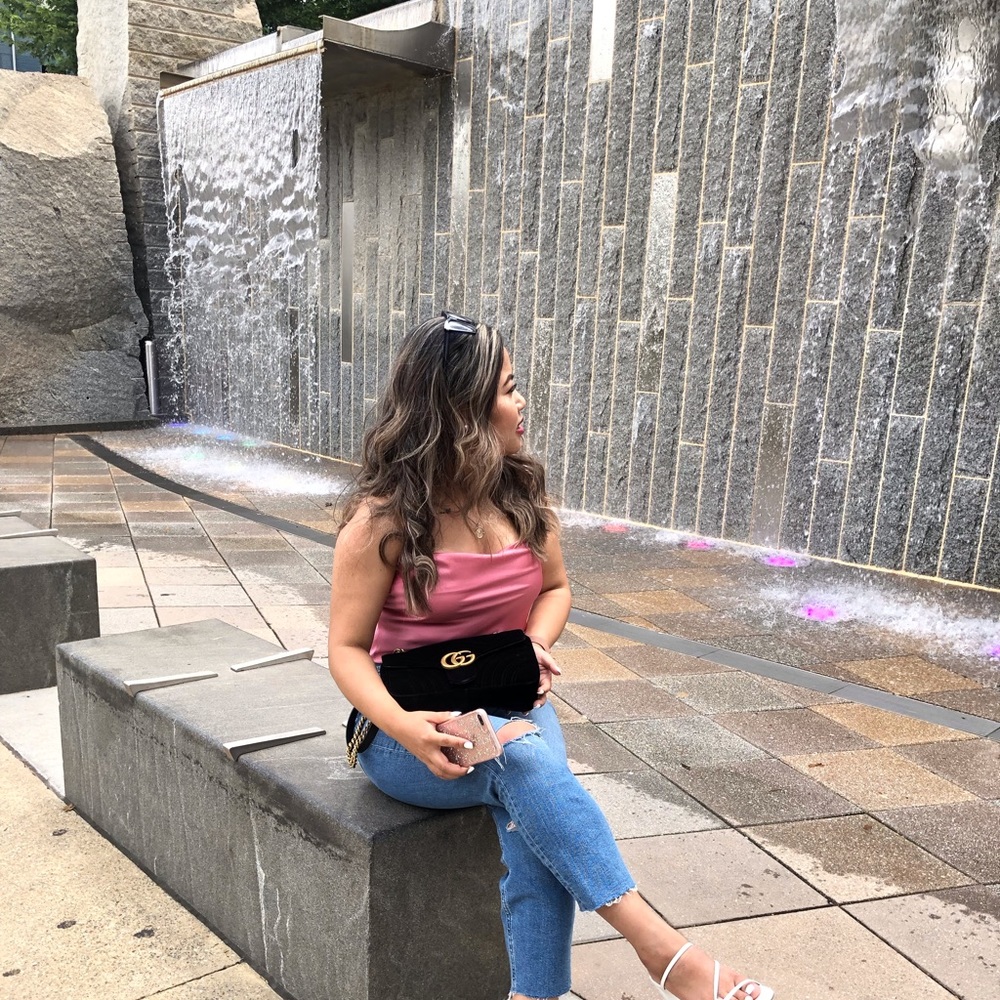 Meet your Posher, Rae